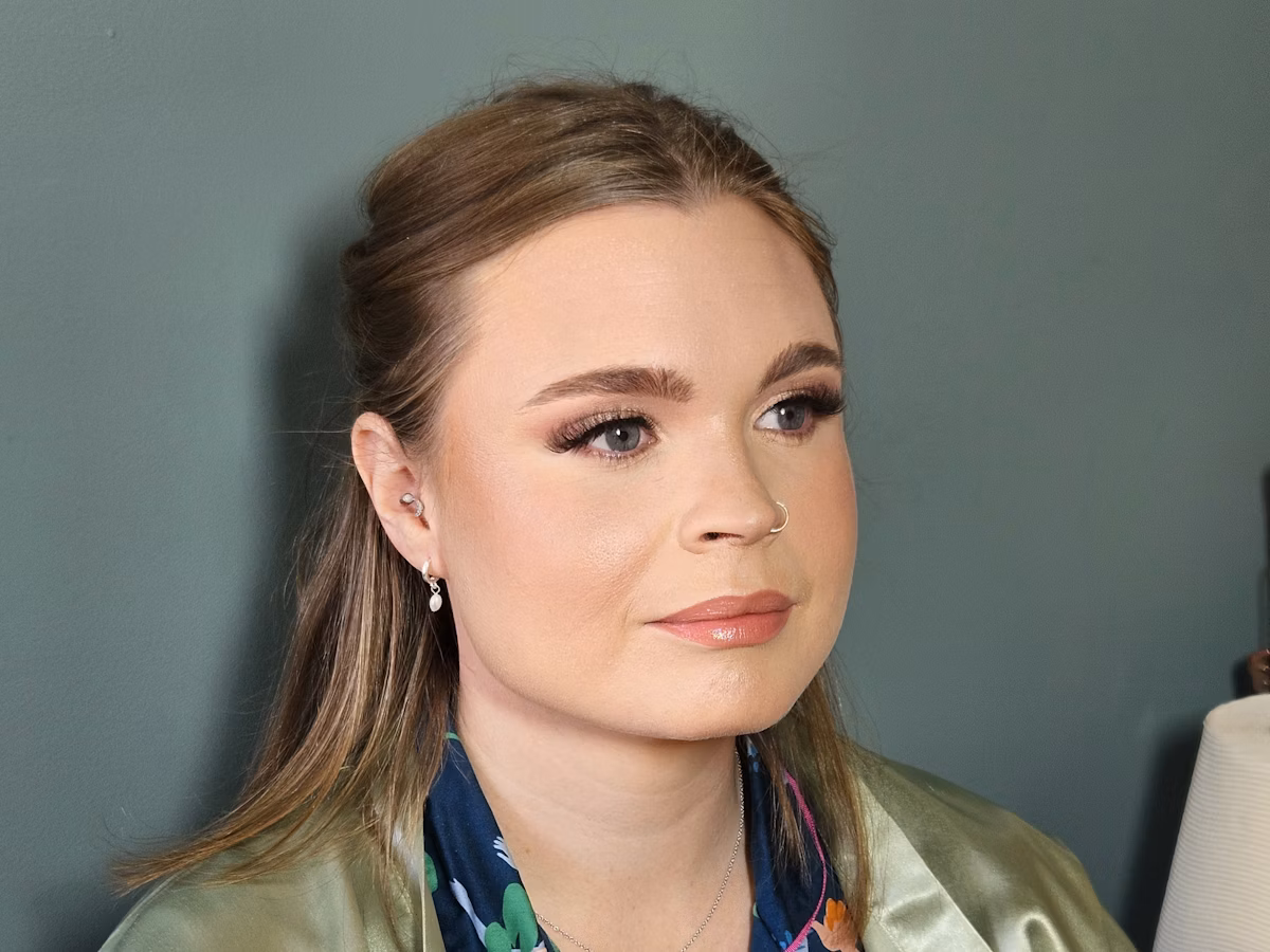 Soft Glam Makeup & Hair